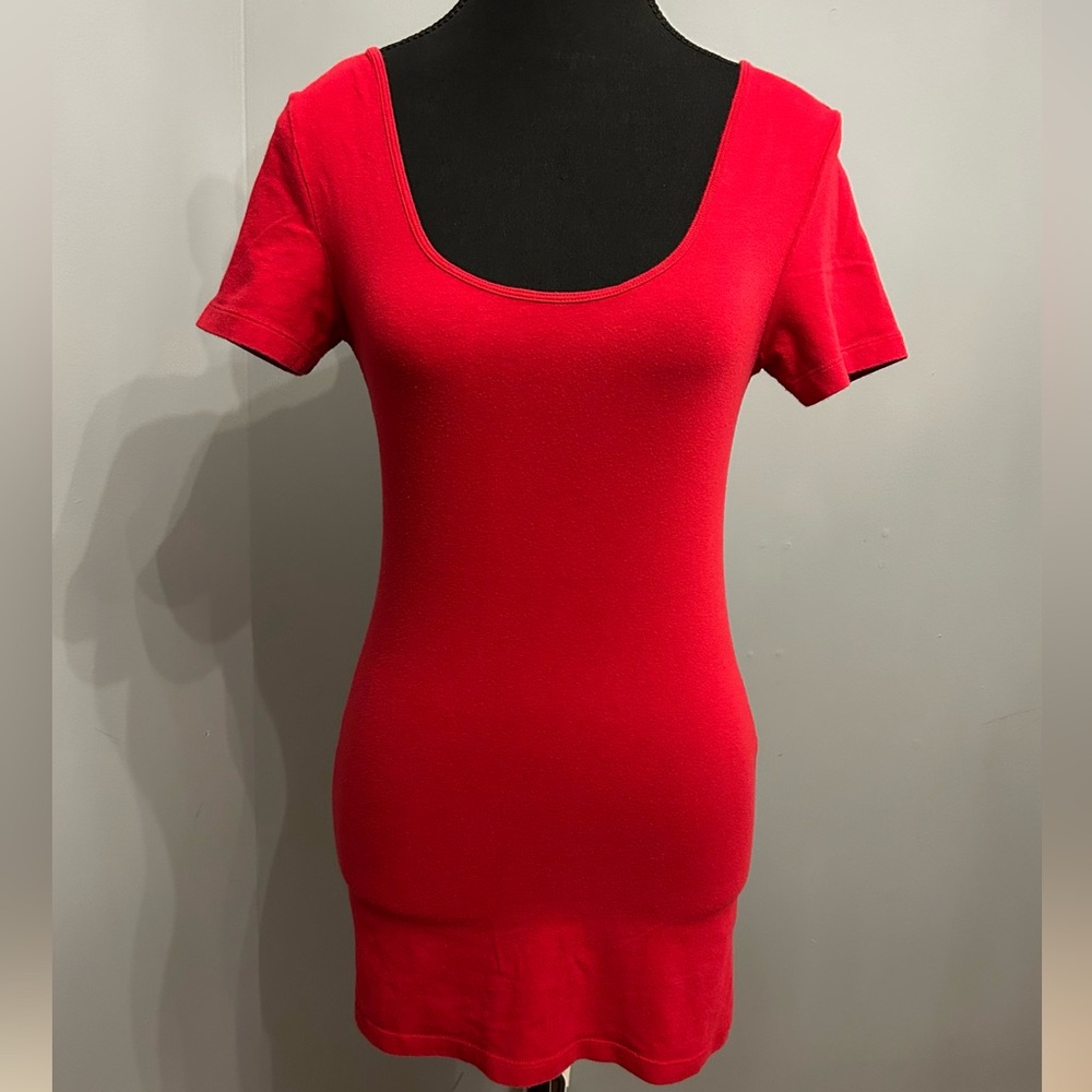 Seductions Red Top, size M